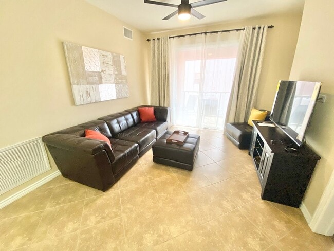 Photo - BRIGHT CONDO WITH BALCONY IN SOUTH LAS VEGAS Unit 404