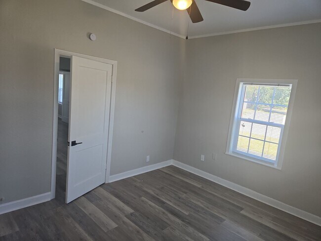 Photo - 1949-1949 8th St