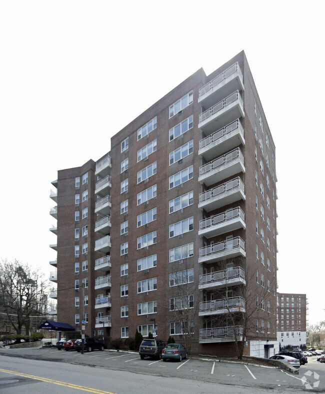 Photo - 1160 Midland Ave