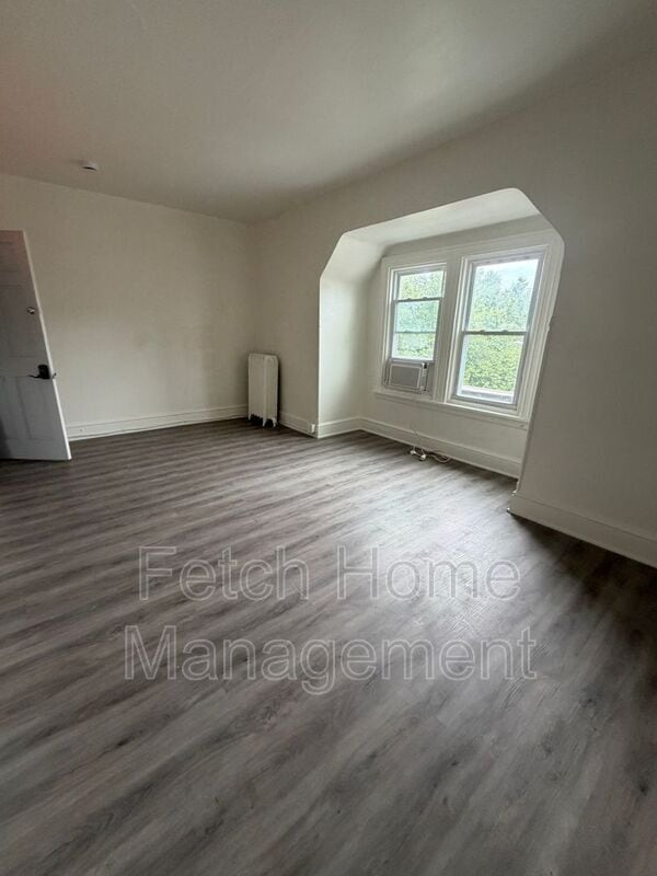 Photo - 441 W Orange St