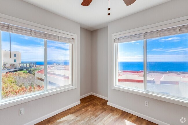 Building Photo - 3200 La Rotonda Dr Unit 505 Rental