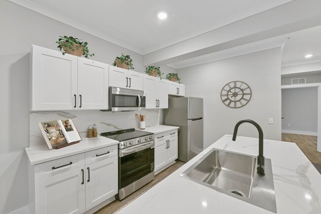 Photo - Pointe Grand Covington