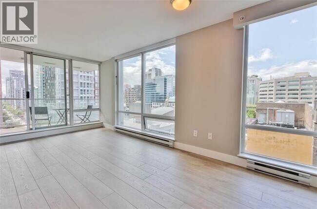 Photo - 565 Smithe St Unit 100X