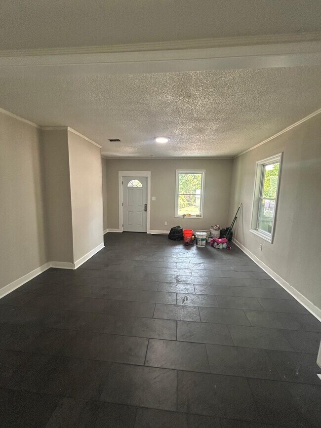 Photo - 2760 Lola Ave