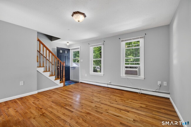 Photo - 224 Anns Farm Rd