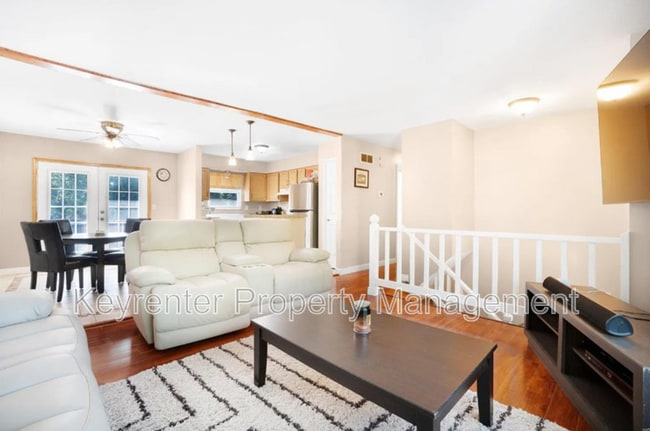 Photo - 2714 Cherry Brook Dr