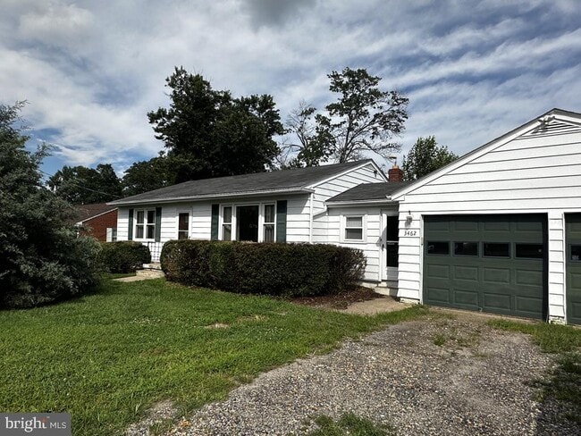 Building Photo - 3462 Fall Hill Ave Rental