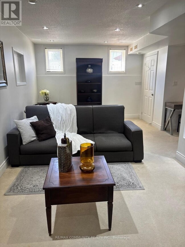 Photo - 1606 Whitestone Dr