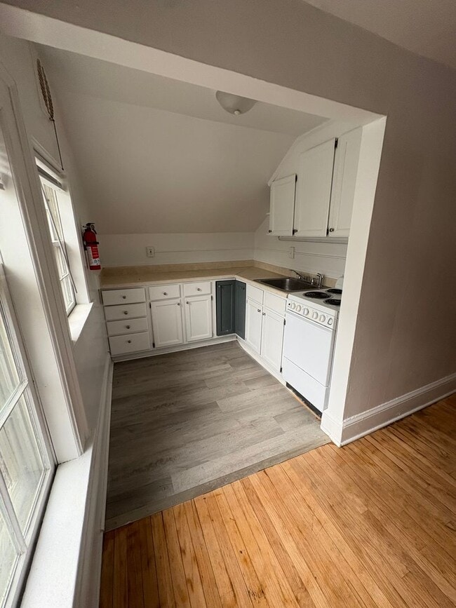 Photo - 118 College Pl Unit 118-2