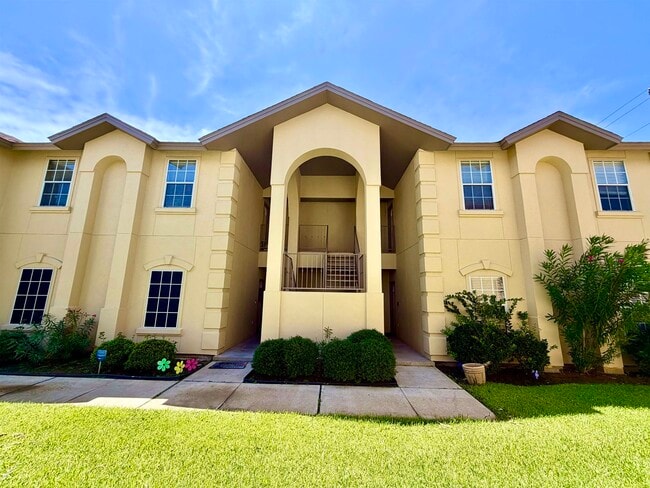 Building Photo - 9804 Cantera Ct Unit 52