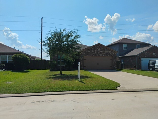 Photo - 220 Elm Patch Dr