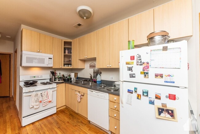 Photo - 819 N Wood St