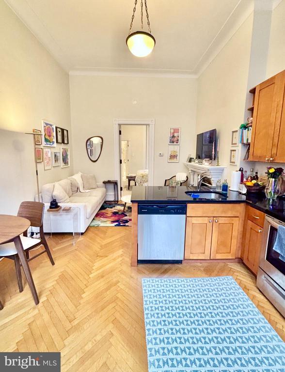 Photo - 2126 Spruce St Unit 1F