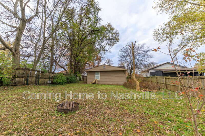 Photo - 891 W Sharpe Ave Casa