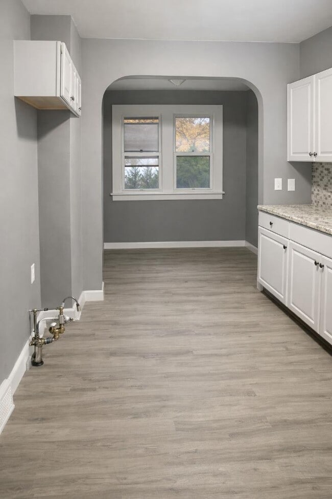 Photo - 69 E Lowell Ave