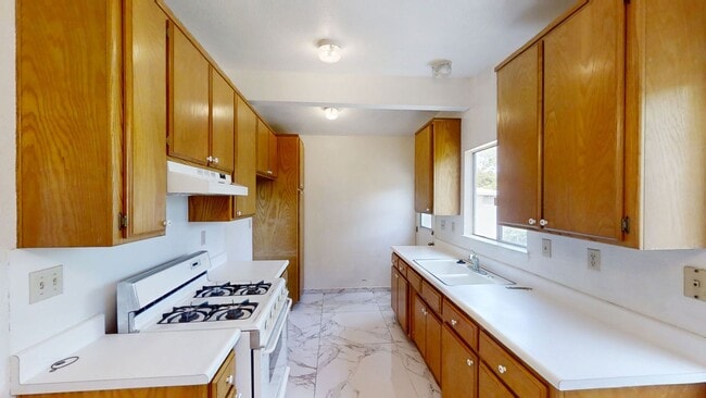 Photo - 13038-13040 4th St Unit 13040 4th St Back House