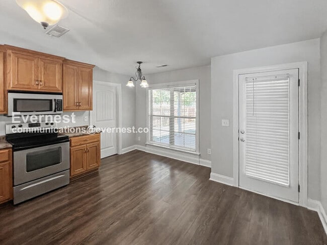 Photo - 792 Charley Patterson Rd