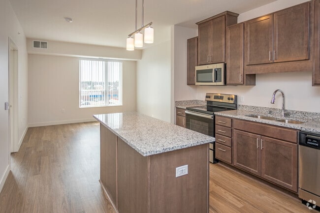 1BR, 1BA - 712SF