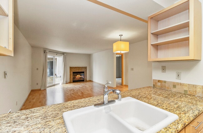 Photo - 6970 California Ave SW