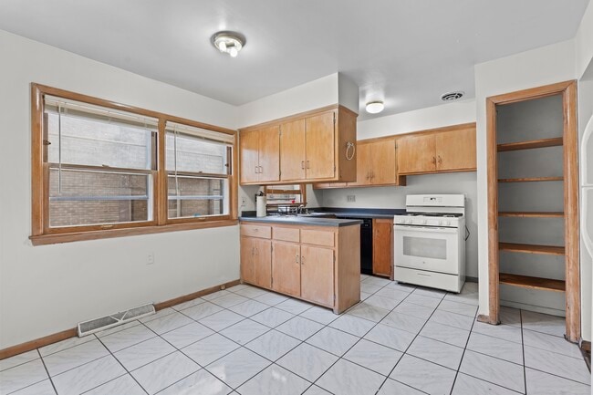 Photo - 3216 N Downer Ave