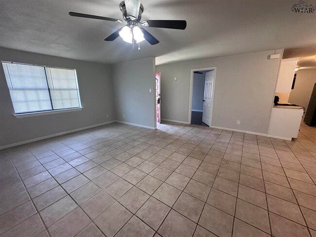 Photo - 4638 Cascades Dr