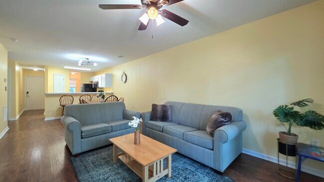 1258 River Oaks Dr