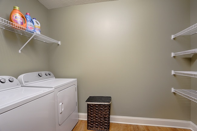Pantry/ Washer & Dryer