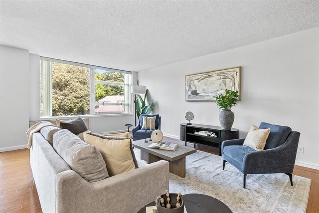 Photo - 80 Park St Unit 23