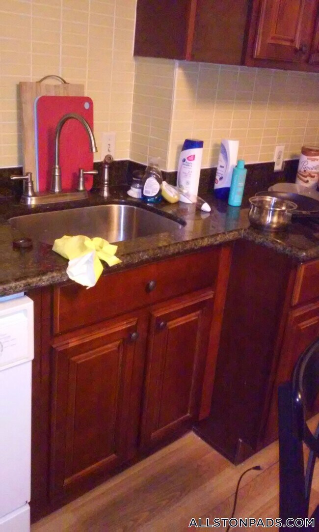 Photo - 26 Greylock Rd Unidad 3