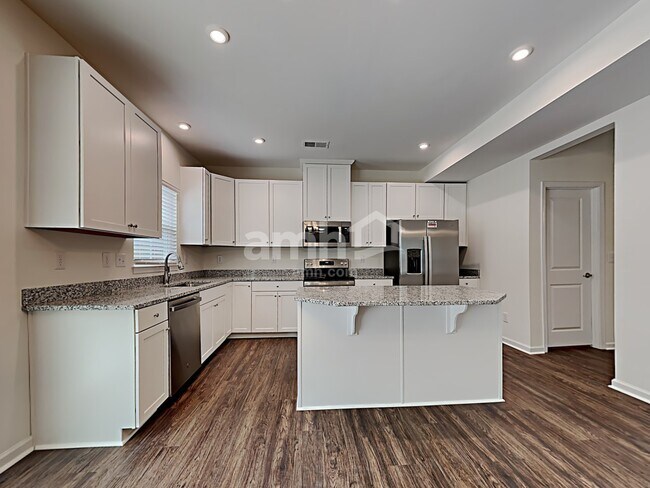 Photo - 5026 Twin River Dr