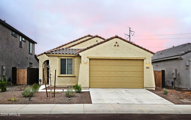 Building Photo - 6951 W Pedro Ln Rental