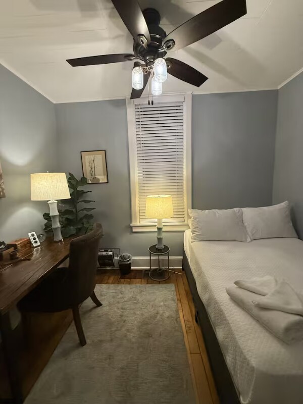 Photo - 3729 N Seminary Ave