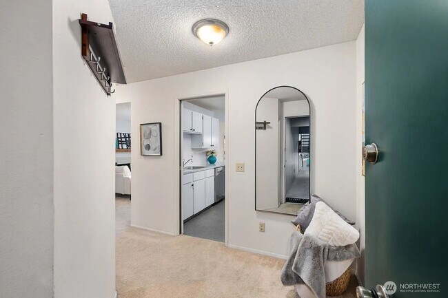 Photo - 3 Bedroom 2 Bathroom Plus Parking