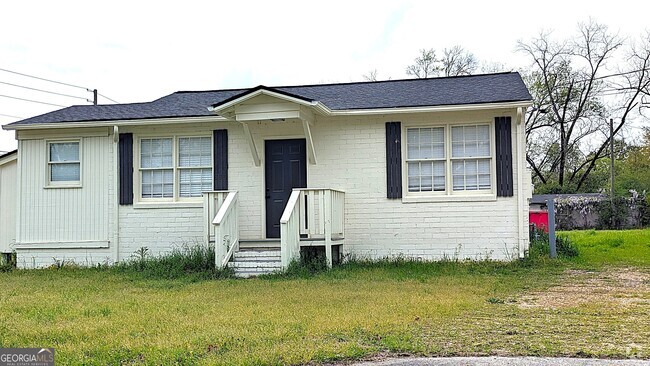 Building Photo - 830 Lynhaven Ave Rental
