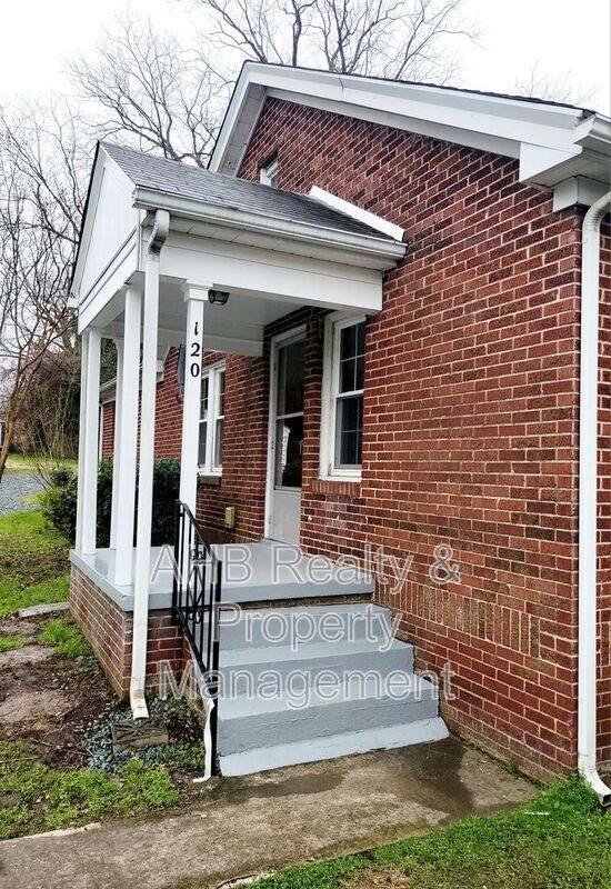 Building Photo - 120 Markham St Rental