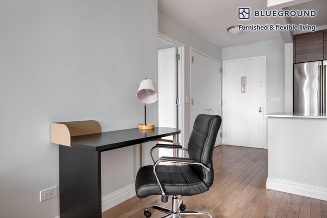 Photo - 235 W 48th St Unit FL38-ID1414