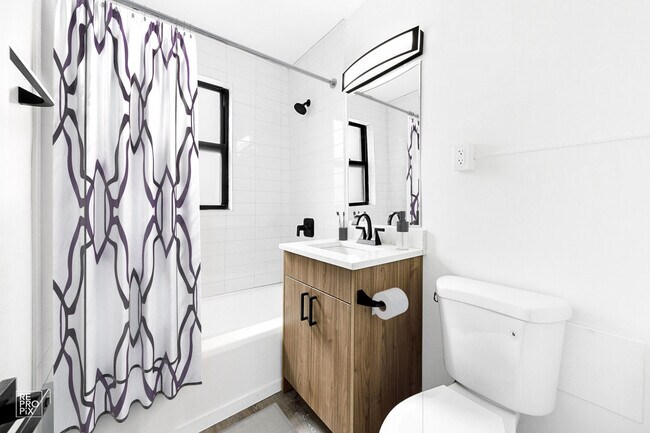 Photo - 6230 N Kenmore Ave Unit 402