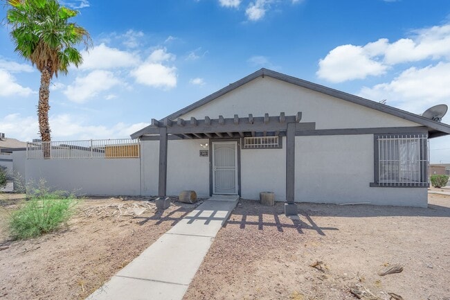 Building Photo - 3100 Chadford Pl