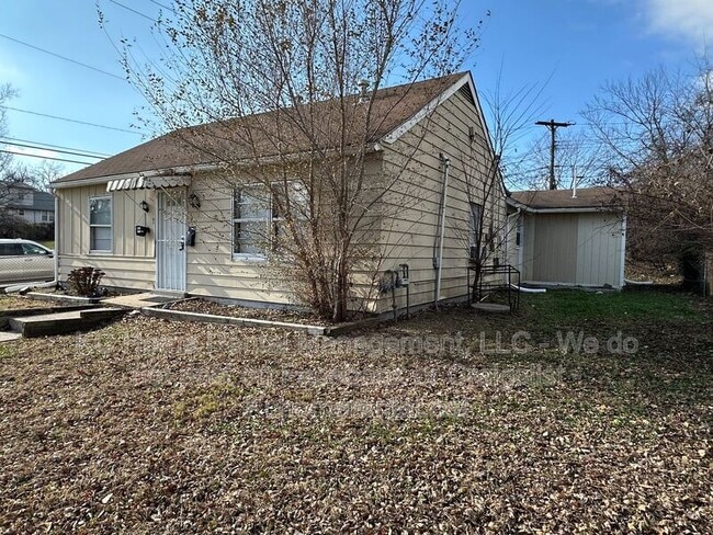 Photo - 8044 Wabash Ave