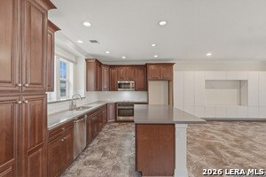 Photo - 623 Leigh St