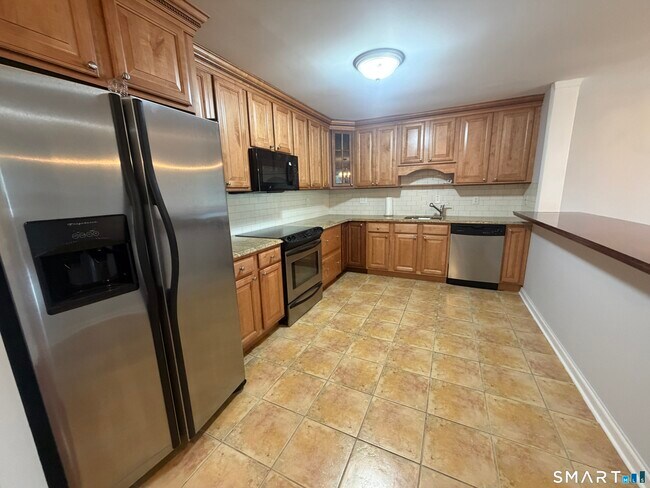 Photo - 1460 Elm St Unit 330