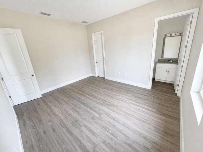 Photo - 605 Jasmine St Unidad Shady Oaks