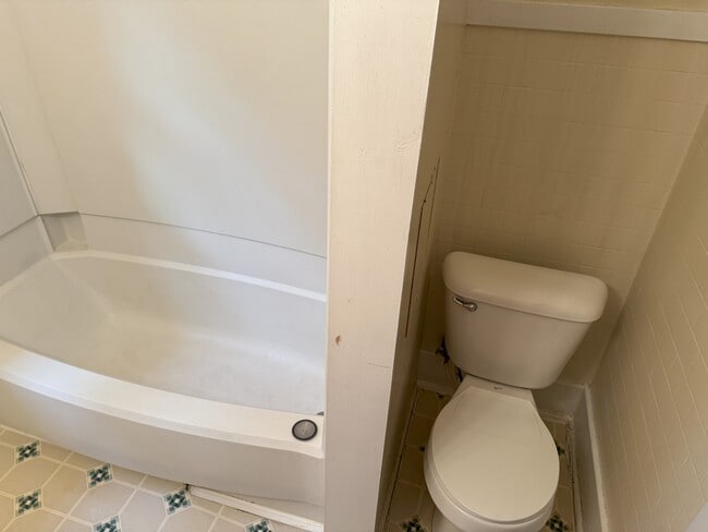 Photo - 1032 2nd Ave