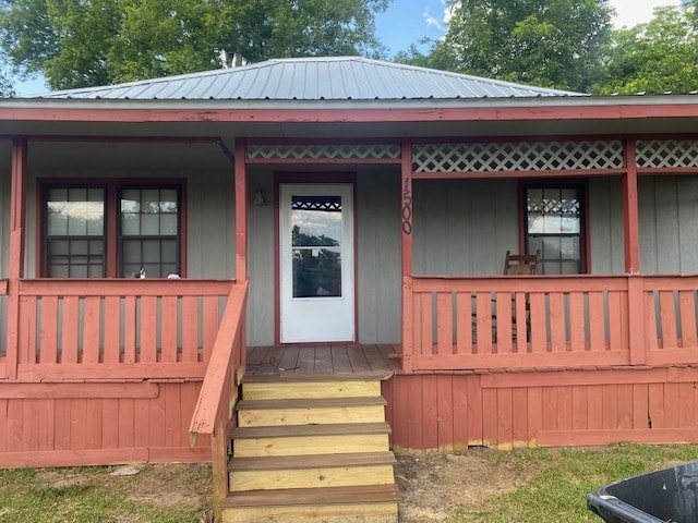 Photo - 1500 N Railroad St