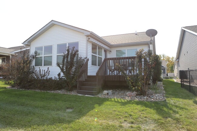 Photo - 2936 SW Country Ln