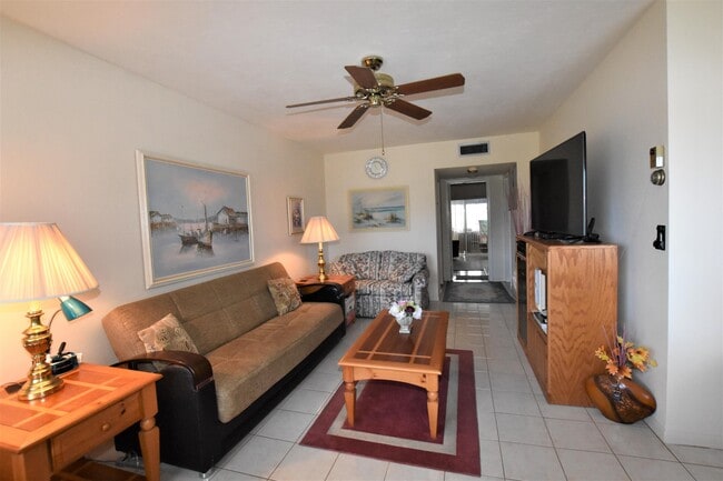 Photo - 3240 Lake Osborne Dr Unit 204