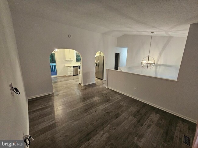 Building Photo - 730 Ox Bow Ln