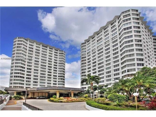 Photo - 801 Brickell Bay Dr Unit 1971