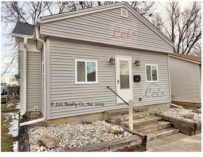 Building Photo - 301 E Canal St