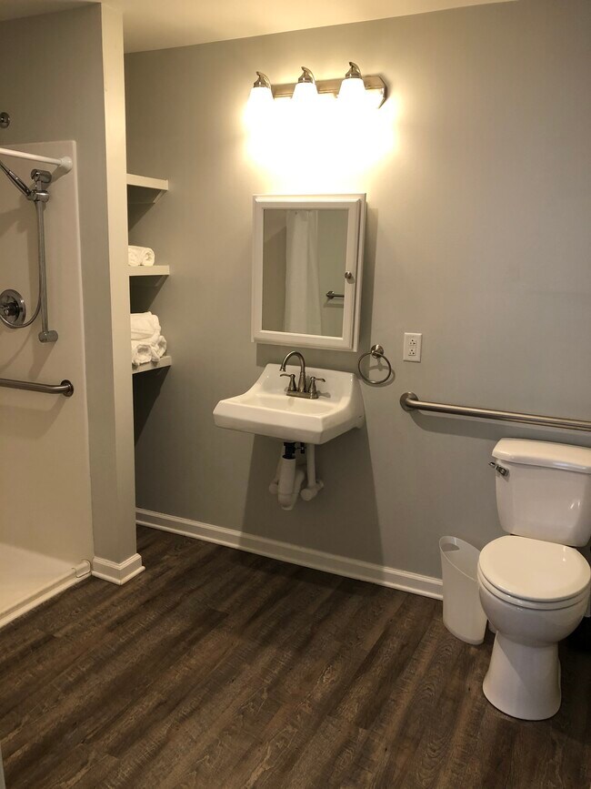 Photo - Willow Oak Unit B